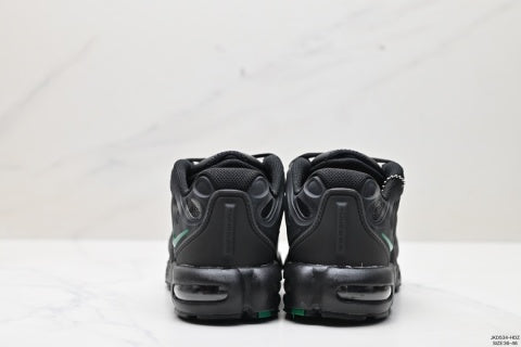 NIKE AIR MAX PLUS DRIFT Supreme Collaboration Sneakers Air cushioning running shoes