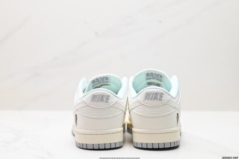 Nike SB Dunk Low Ape Head Collaboration Slam Dunk Series Basketball Shoes Comfortable casual sneakers for men
