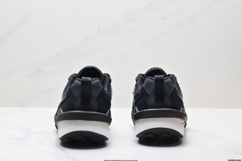 Sacai x Nike Zegamadome Collaboration Sneakers  Comfortable and casual running style for men and women
