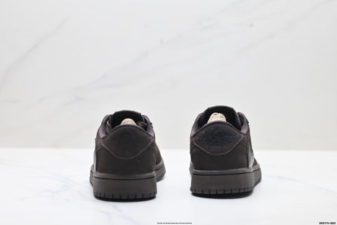 Nike Air Jordan 1 Travis Scott Collaboration Sneakers Low-top breathable non-slip athletic shoes for men and women