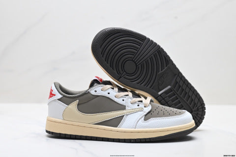 Nike Air Jordan 1 Travis Scott Collaboration Low-Top Sneakers Non-slip, versatile casual men's and women's basketball shoes