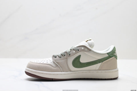 Nike Travis Scott x Air Jordan 1 low-top basketball shoes Men's and women's casual sports shoes and sneakers